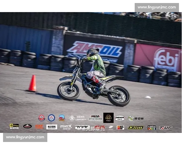 走线稀碎成绩拉胯？金卡纳这波赢在镜头里